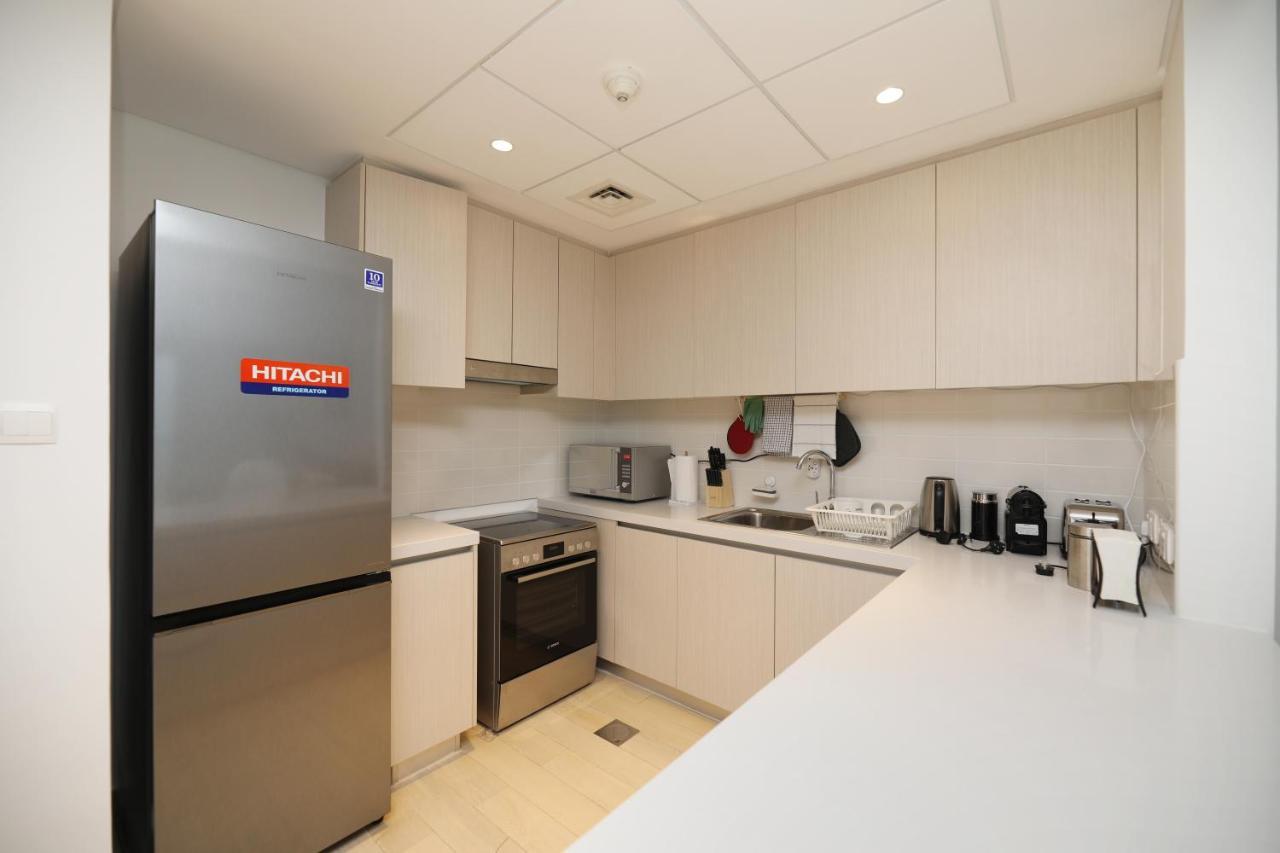 Yas Island - 2 Bedrooms, 2 Toilet With Shared Pool & Parking Апартаменти *