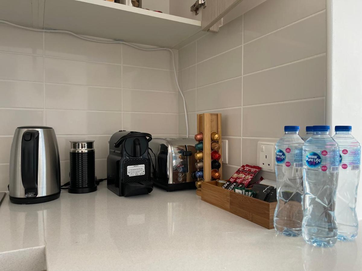 Yas Island - 2 Bedrooms, 2 Toilet With Shared Pool & Parking Апартаменти Абу-Дабі